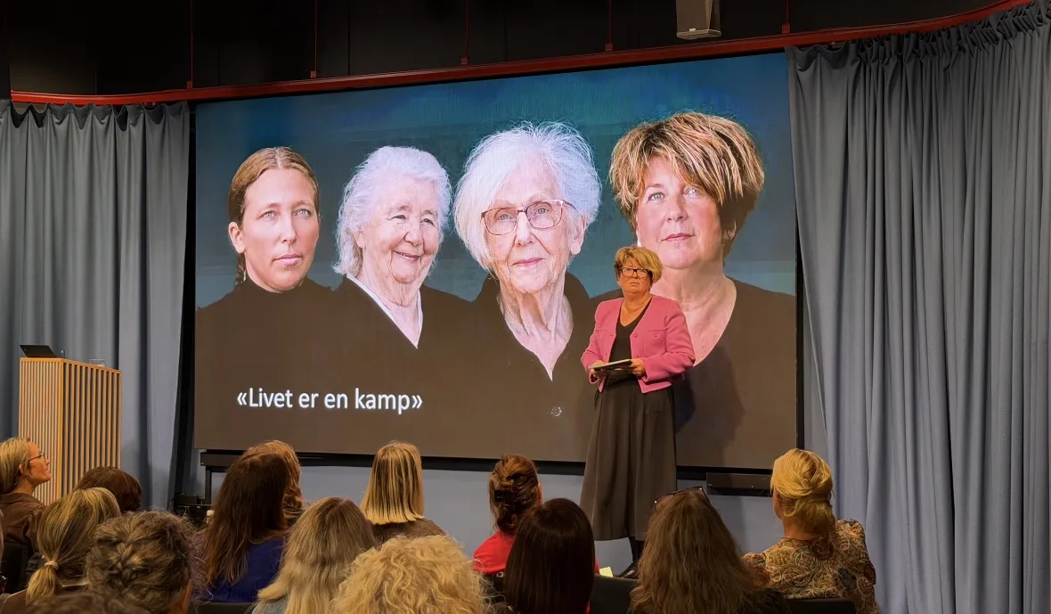 Wenche Fredriksen, fagansvarlig for mangfold og inkludering i DNB, på frokostmøte for næringsliv til Sanitetskvinnene