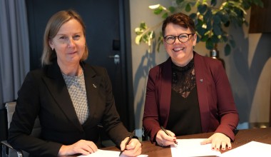 DSB og Sanitetskvinnene har signert ny avtale