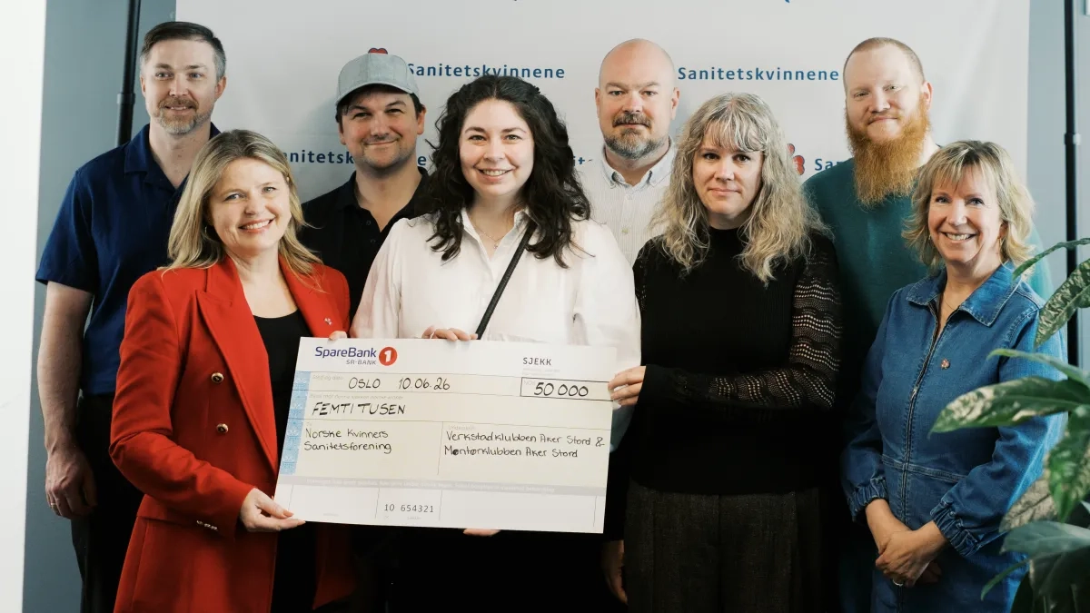 Aker Solutions Stord gir penger til Sanitetskvinnene