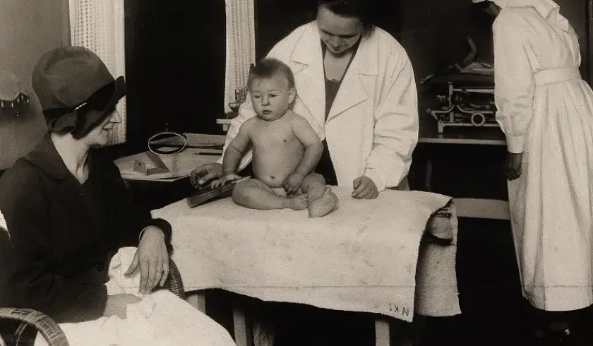 Helsestasjon startet av Sanitetskvinnene